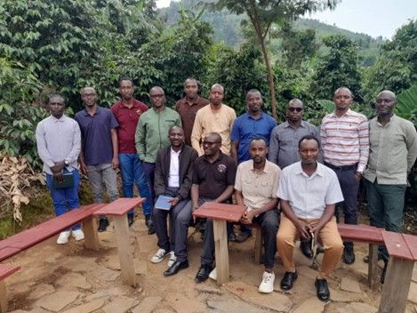 Group picture of study visit participants